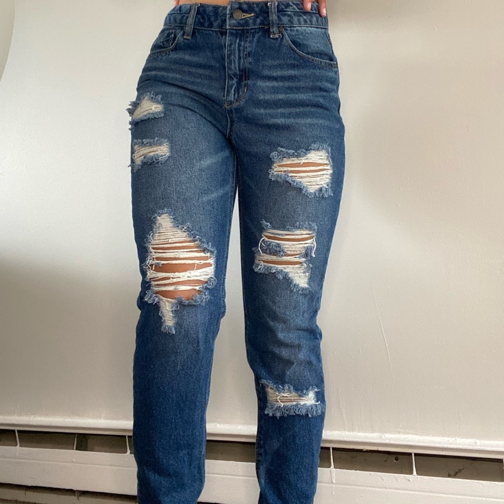 Ripped Boyfriend Jeans